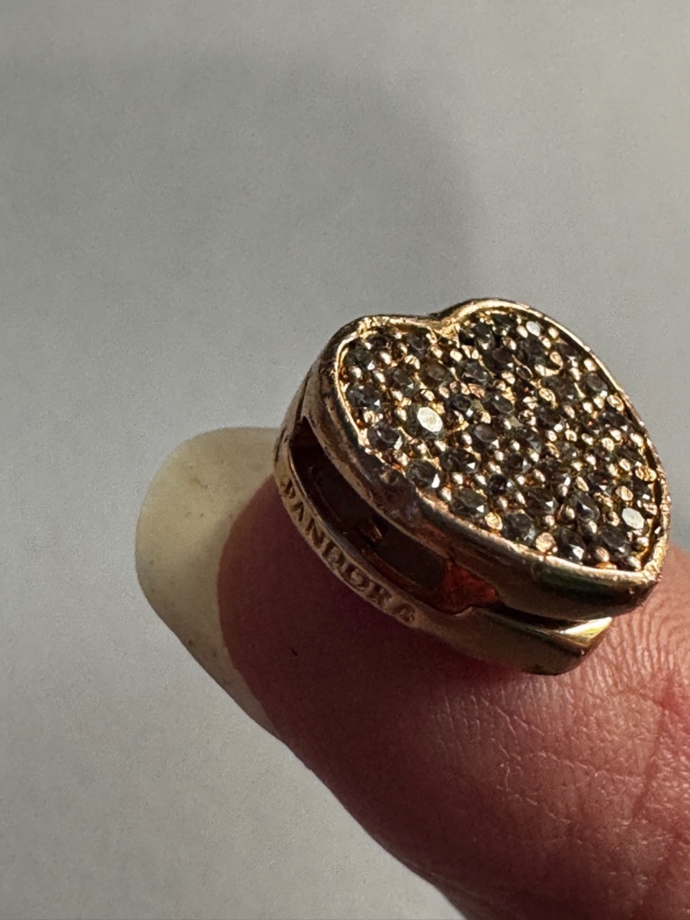PANDORA Reflexions Heart Pavé clip charm rose gold